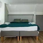 Tiny Beachhouse Apartment *