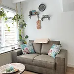Tiny Beachhouse