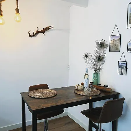 Tiny Beachhouse Apartment