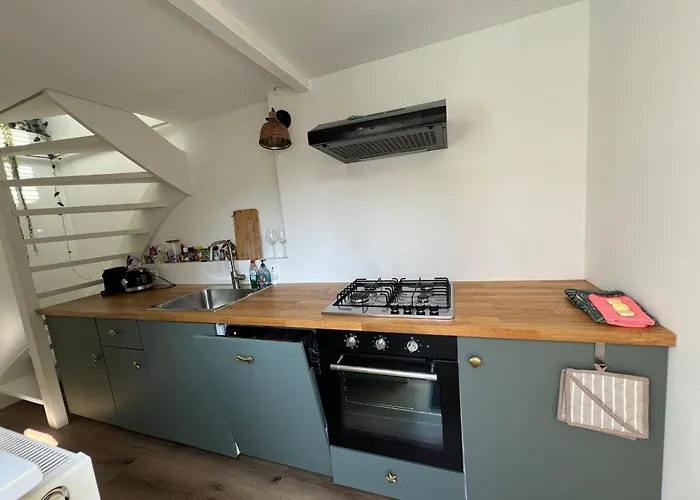 Tiny Beachhouse نوردفيك