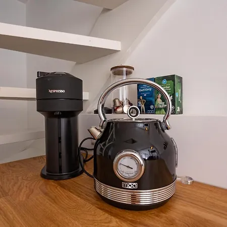 Апартаменты Tiny Beachhouse *